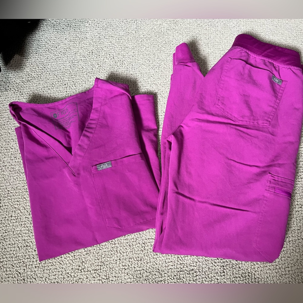 Figs scrub set